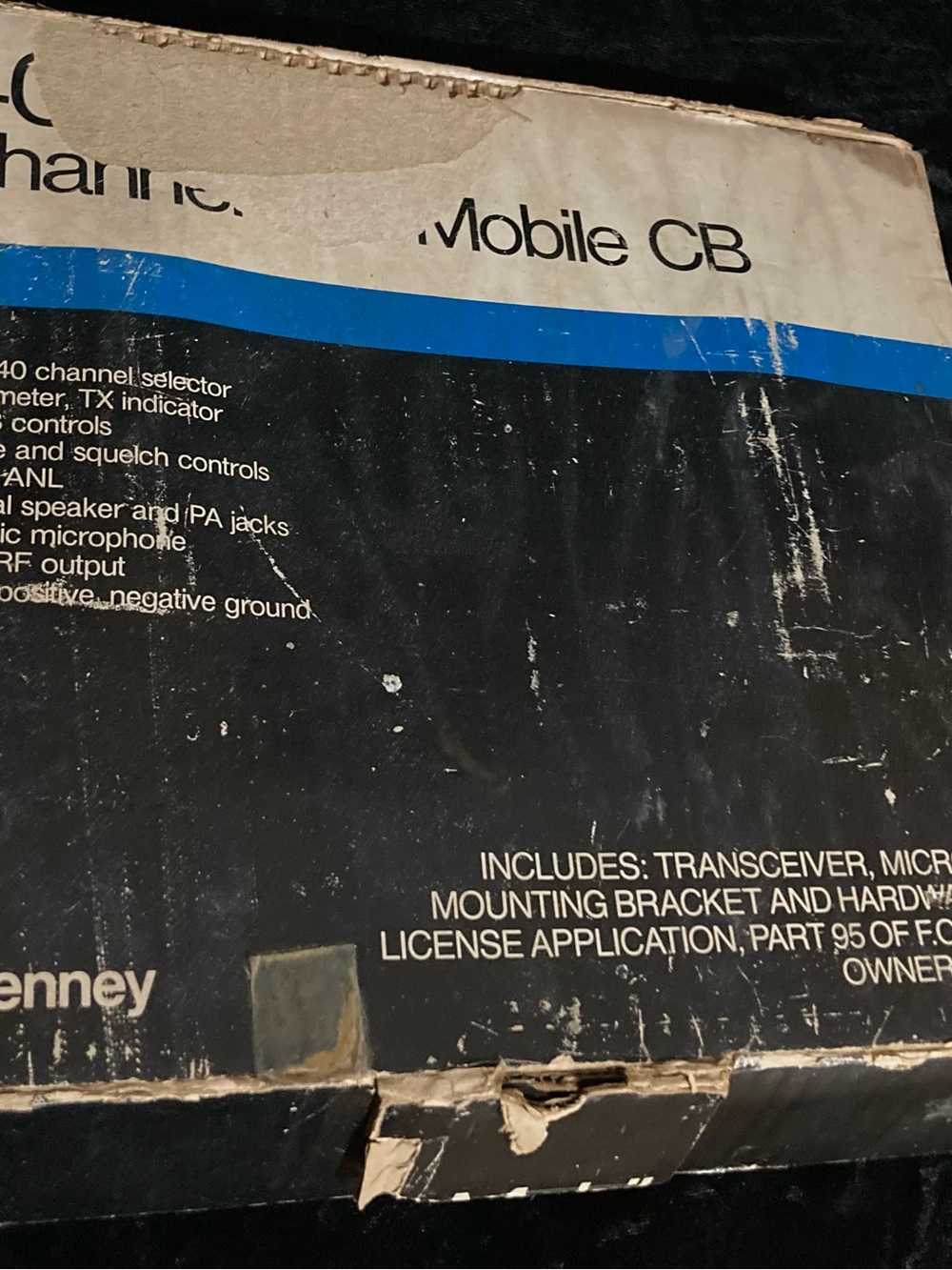 Mobile CB 40 Channel Radio Model 6241